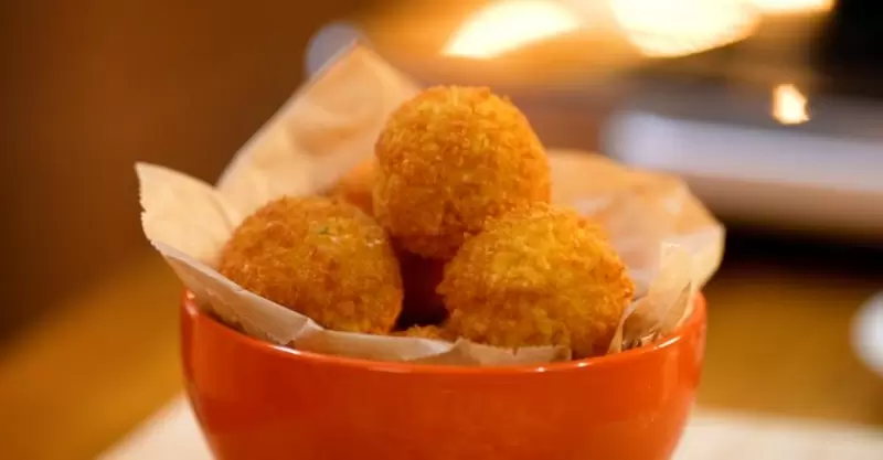 Картофельные шарики с сыром