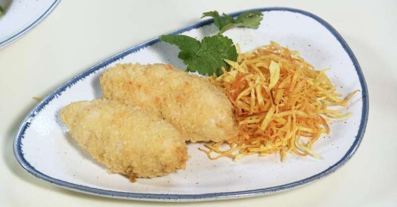 Куриное филе, фаршированное соусом чимичурри, с картофелем пай