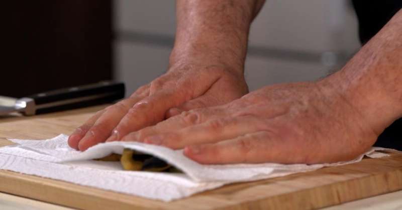 Жареные баклажаны в сметане