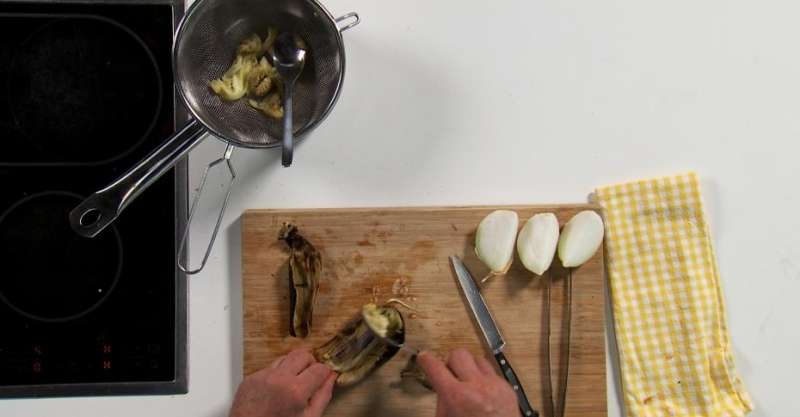 Айвар (икра из запечённых баклажанов и перцев)