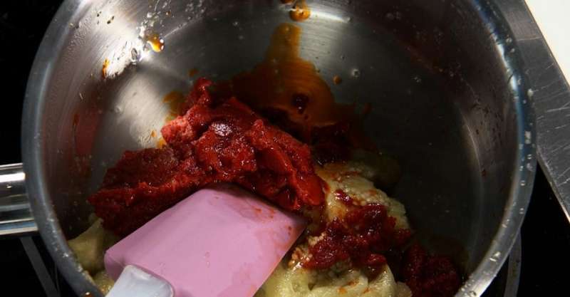 Айвар (икра из запечённых баклажанов и перцев)