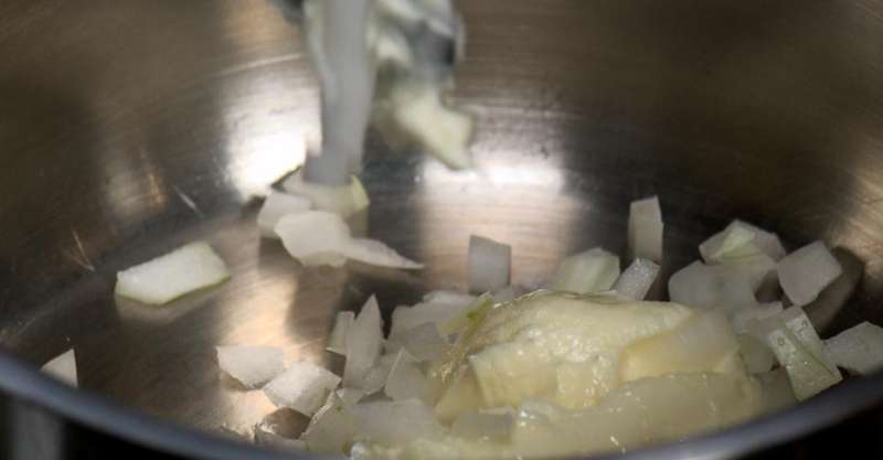 Кюфта в вишнёвом соусе