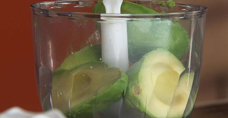 Лепёшки из авокадо и песто с мятой