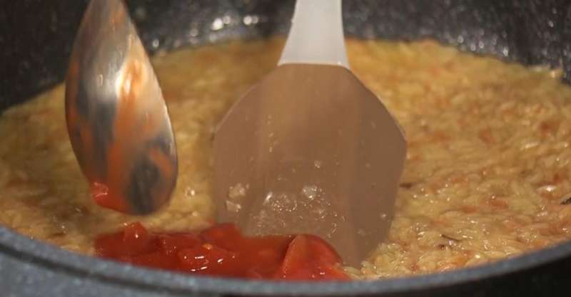 Паста орзо с котлетами из телятины