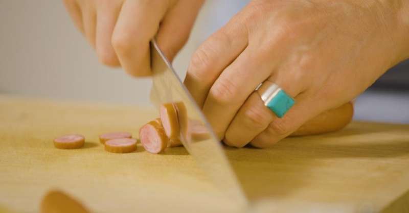 Сытный омлет с колбаской