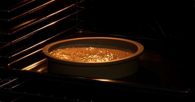 Манник с тыквой и пряным ягодным соусом