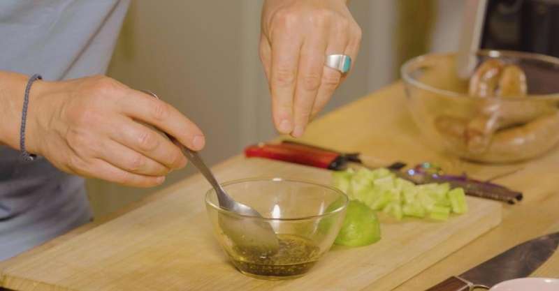 Зелёный салат с брокколи