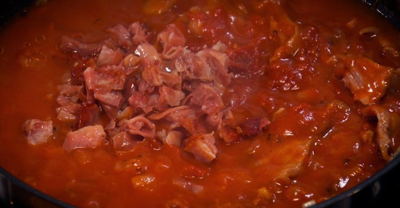 Макароны с мясом и мясом