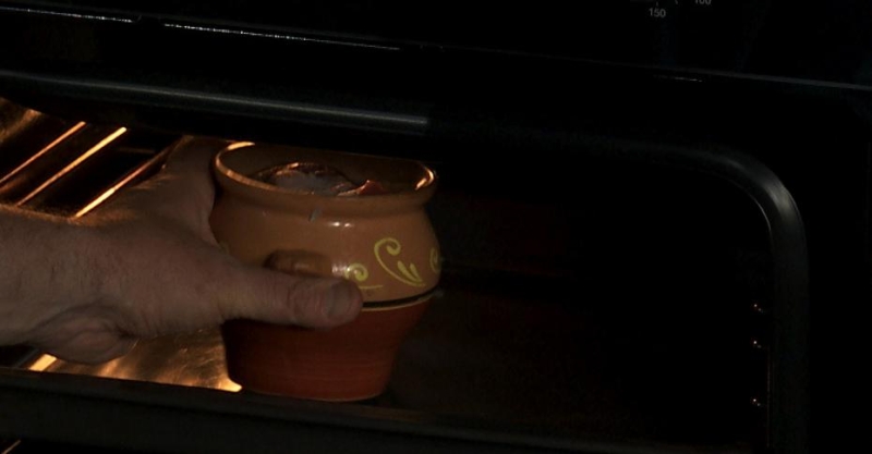 Версия клефтико в горшочке