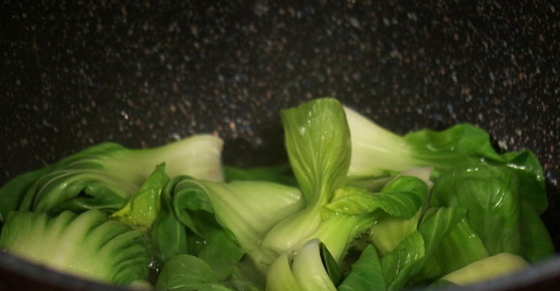 Капустный салат на азиатский манер