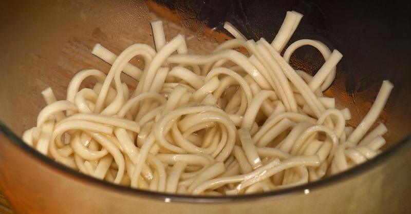 Лапша унаги с овощами и рыбой